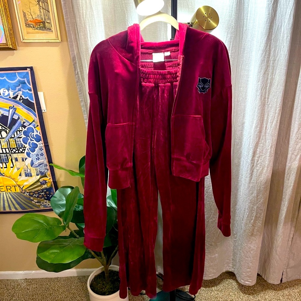 Marvel track suit velour Wakanda Forever marvel adult loungewear Track set soft